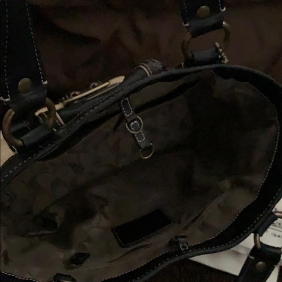 ‼️SALE‼️ Basket / Leather Coach Purse with Dust Cover - Picture 4 of 7